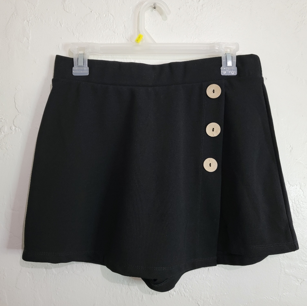 Fashion Nova Black Skort